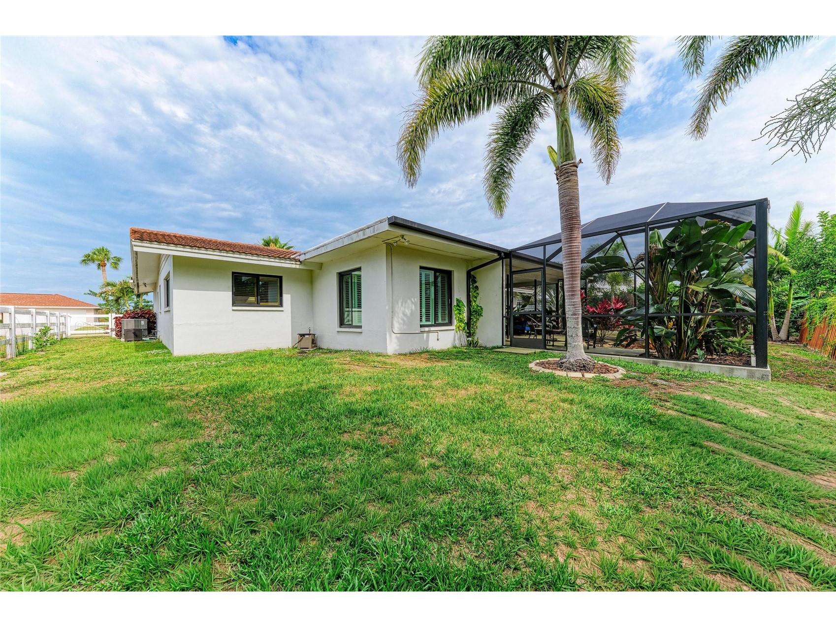 7113 Antigua Place Sarasota FL 34231 A4693104 image45