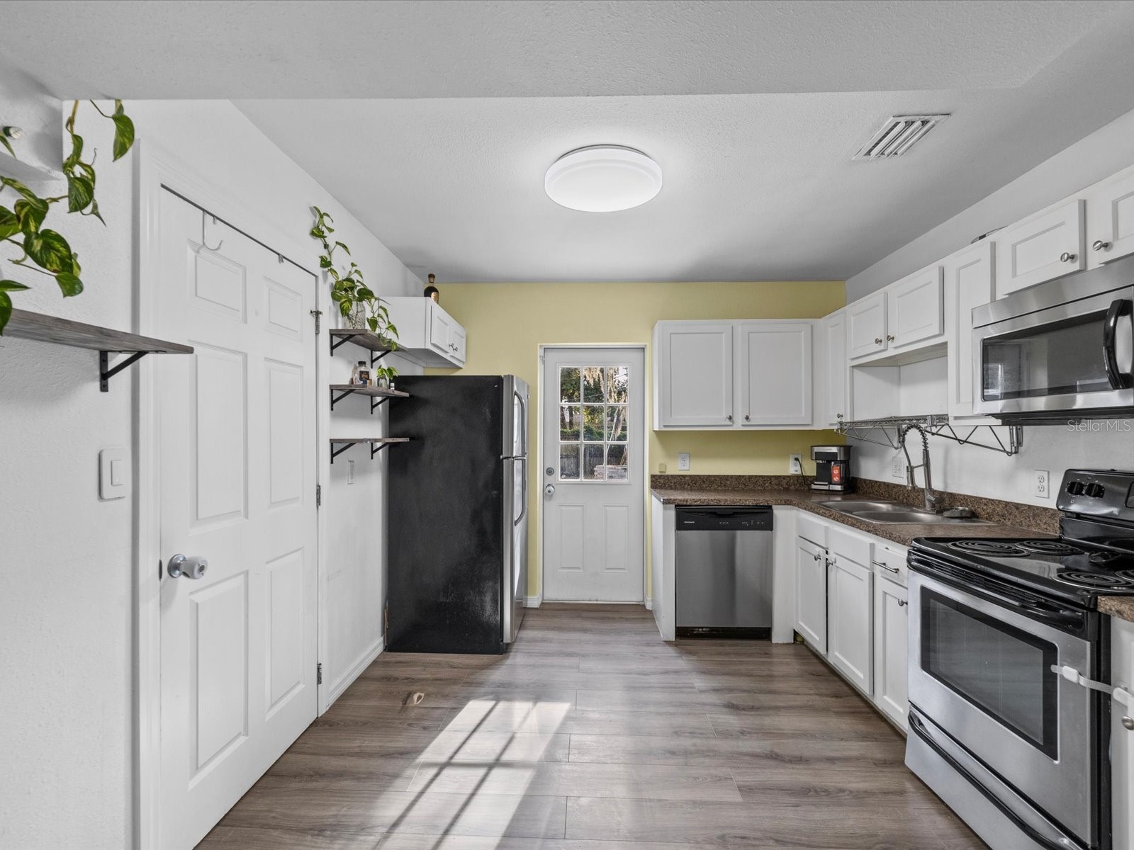 7114 Carlow Street New Port Richey FL 34653 W7882054 image11