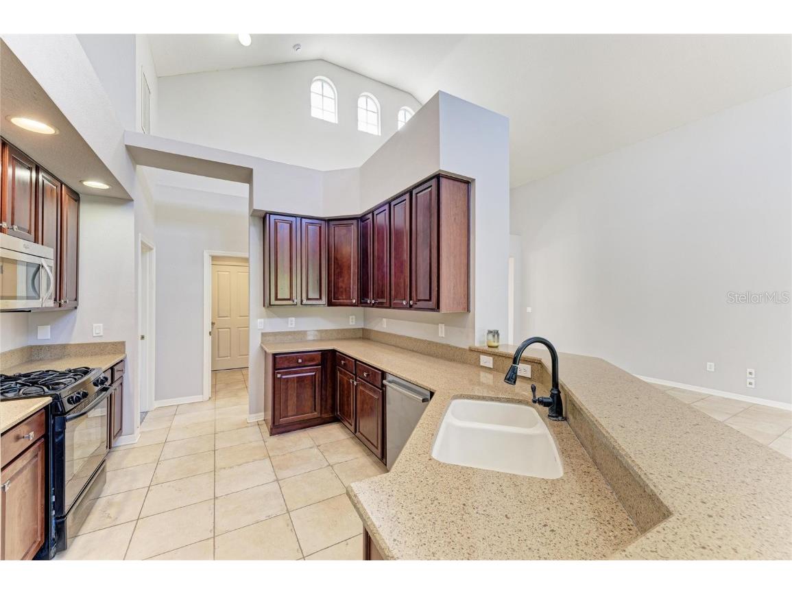 7114 Cromwell Park Lane Apollo Beach FL 33572 A4671546 image26