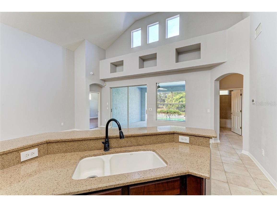 7114 Cromwell Park Lane Apollo Beach FL 33572 A4671546 image29