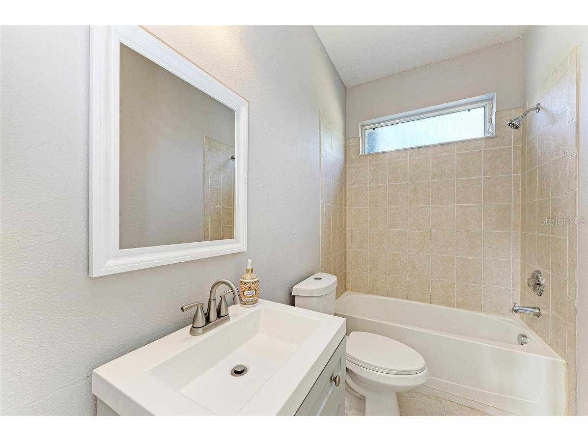 7114 Cromwell Park Lane Apollo Beach FL 33572 A4671546 image41