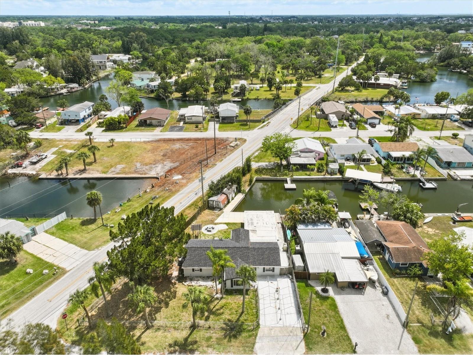 7114 Fair Lane Hudson FL 34667 - DIRECT GULF ACCESS HOME W7884559 image11
