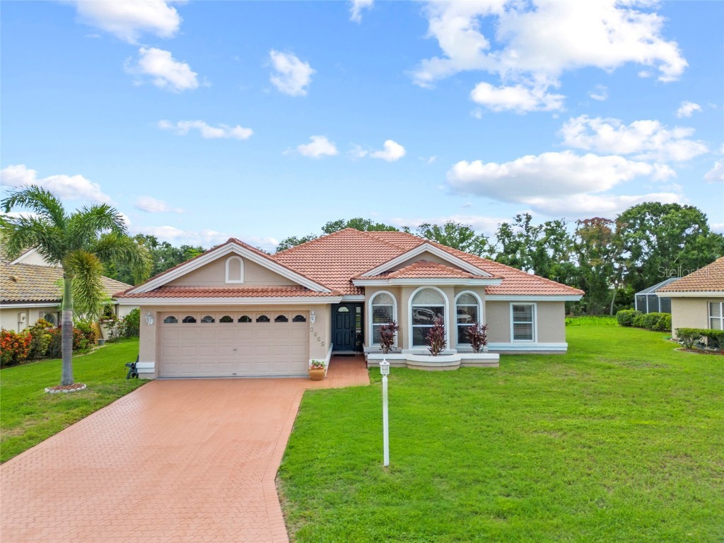 7115 39th Lane E Sarasota FL 34243 A4656734 image1