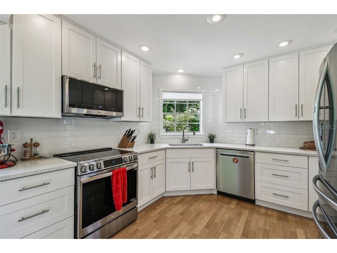 7115 Hummingbird Lane New Port Richey FL 34655 W7879205 image34