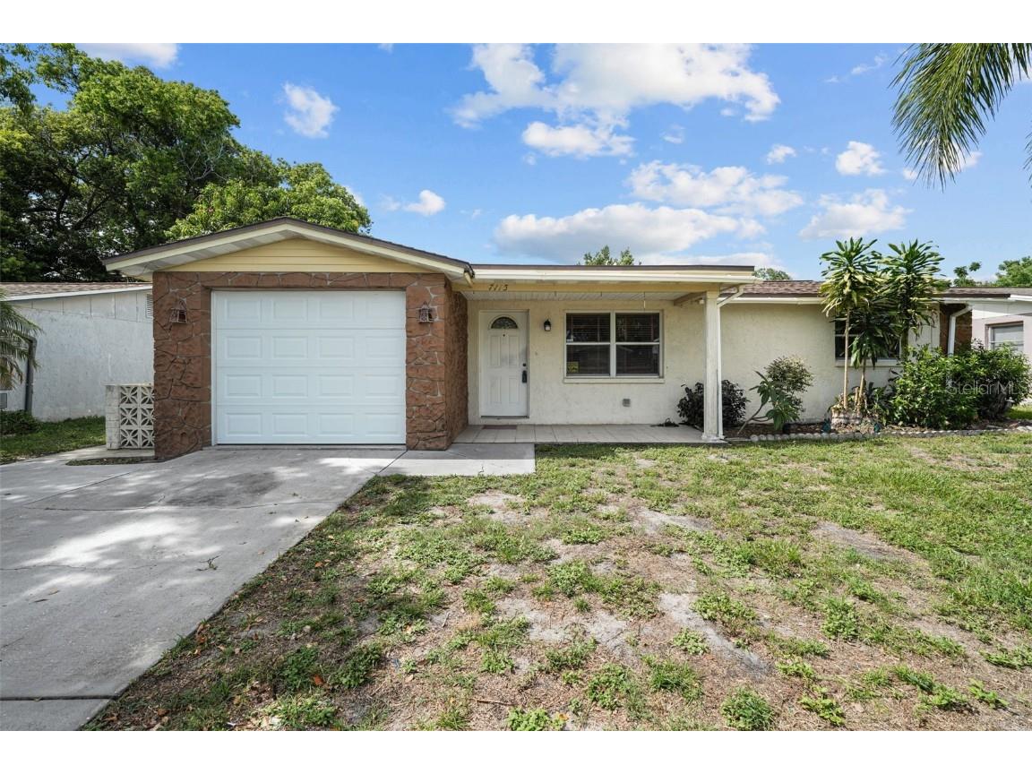 7115 Oakshire Drive Port Richey FL 34668 T3538064 image1