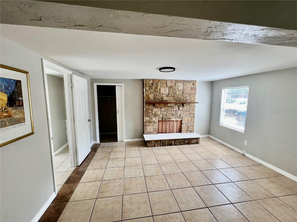 7115 Orpine Drive N Saint Petersburg FL 33702 TB8439882 image2