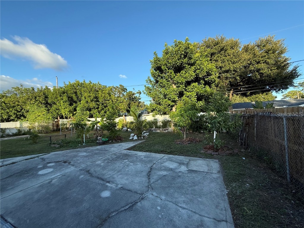 7115 Orpine Drive N Saint Petersburg FL 33702 TB8439882 image22