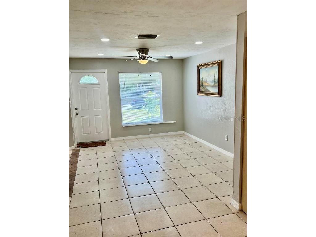 7115 Orpine Drive N Saint Petersburg FL 33702 TB8439882 image6
