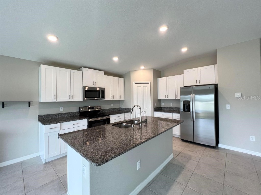 7115 Paradise Island Court Sun City Center FL 33573 TB8448588 image2