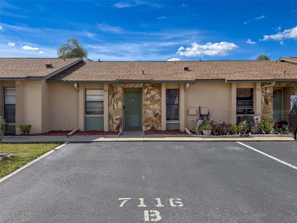 7116 Barclay Avenue #B Spring Hill FL 34609 W7879966 image2