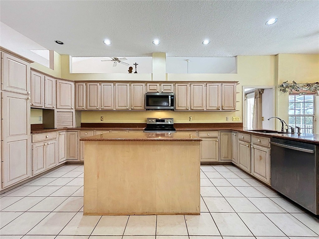 7116 Pebble Beach Lane Seminole FL 33777 - LONG BAYOU TB8422949 image45