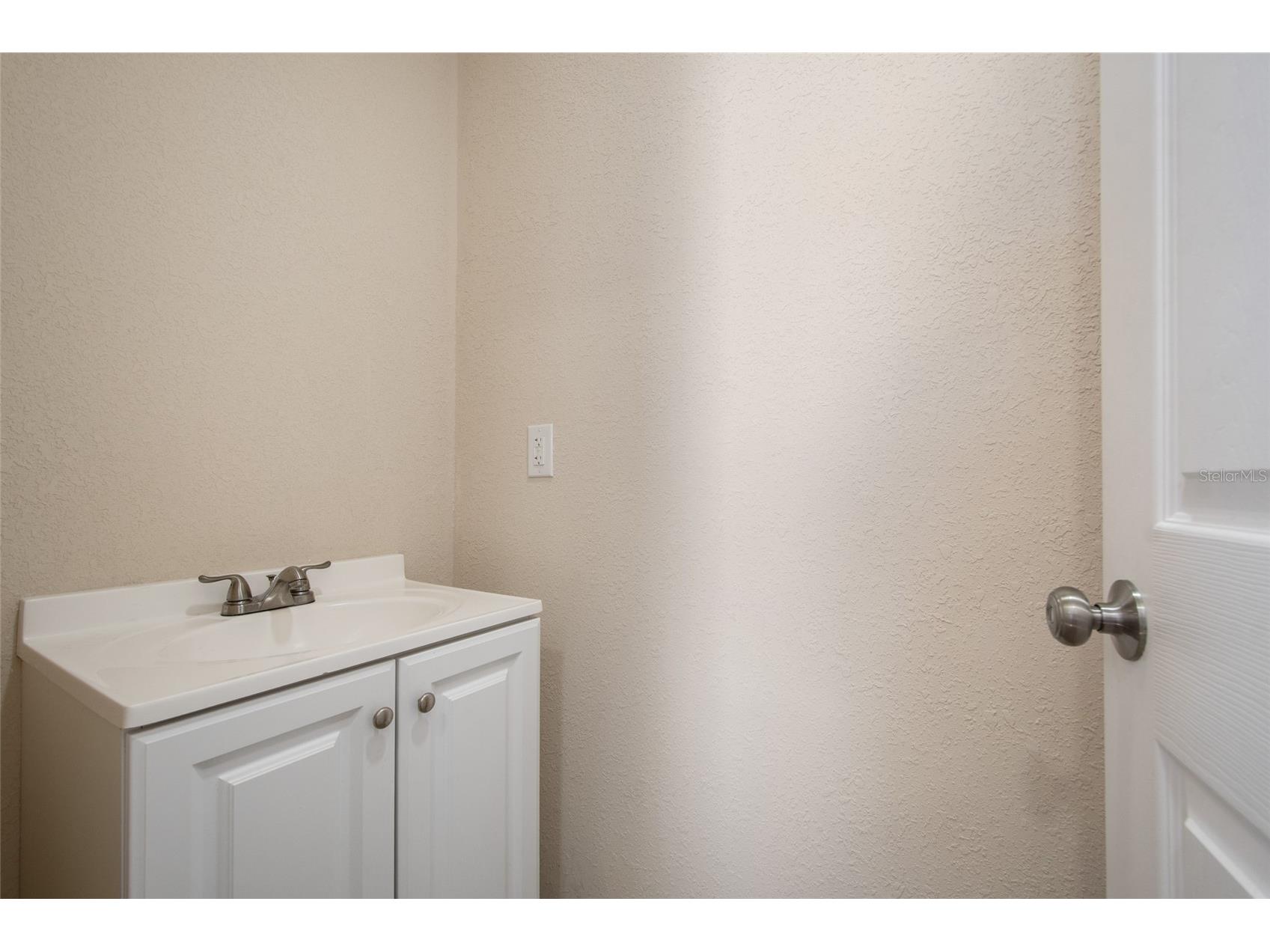 7116 Rose Avenue Orlando FL 32810 O6385785 image13