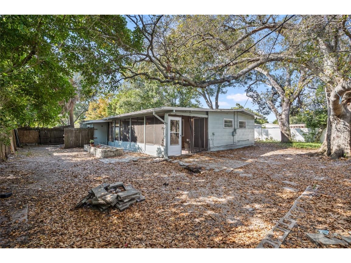 7117 15th Street N Saint Petersburg FL 33702 TB8450975 image25