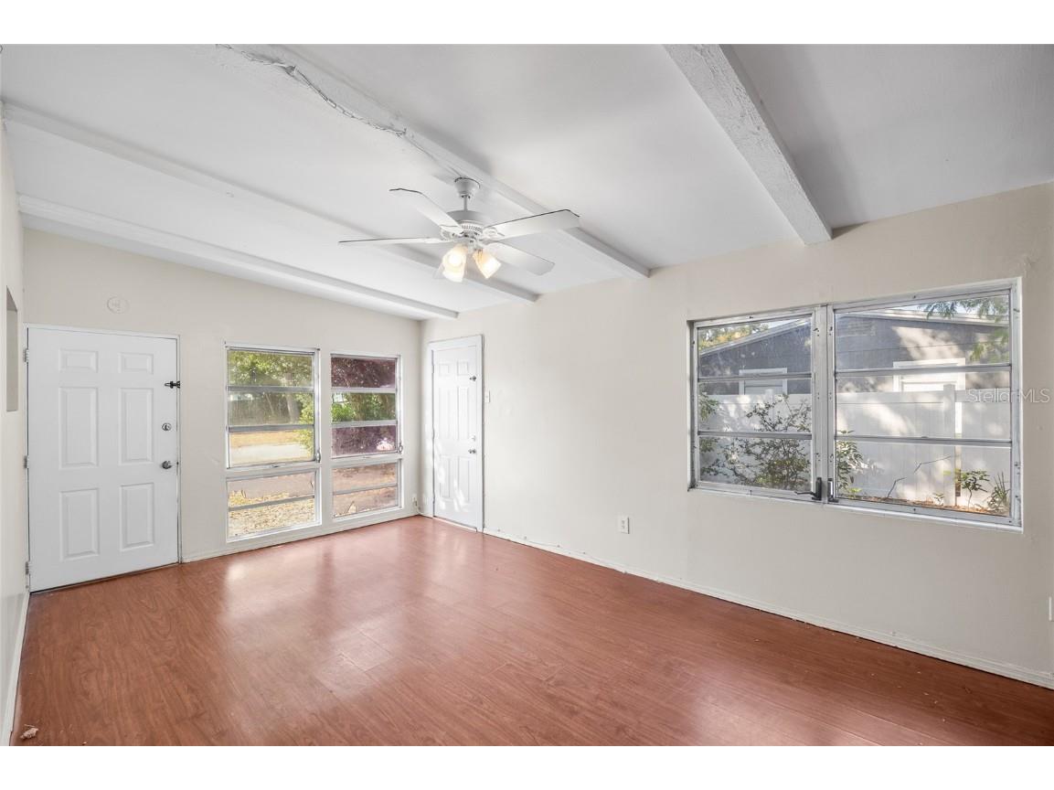 7117 15th Street N Saint Petersburg FL 33702 TB8450975 image3