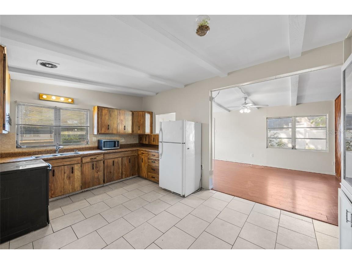 7117 15th Street N Saint Petersburg FL 33702 TB8450975 image9