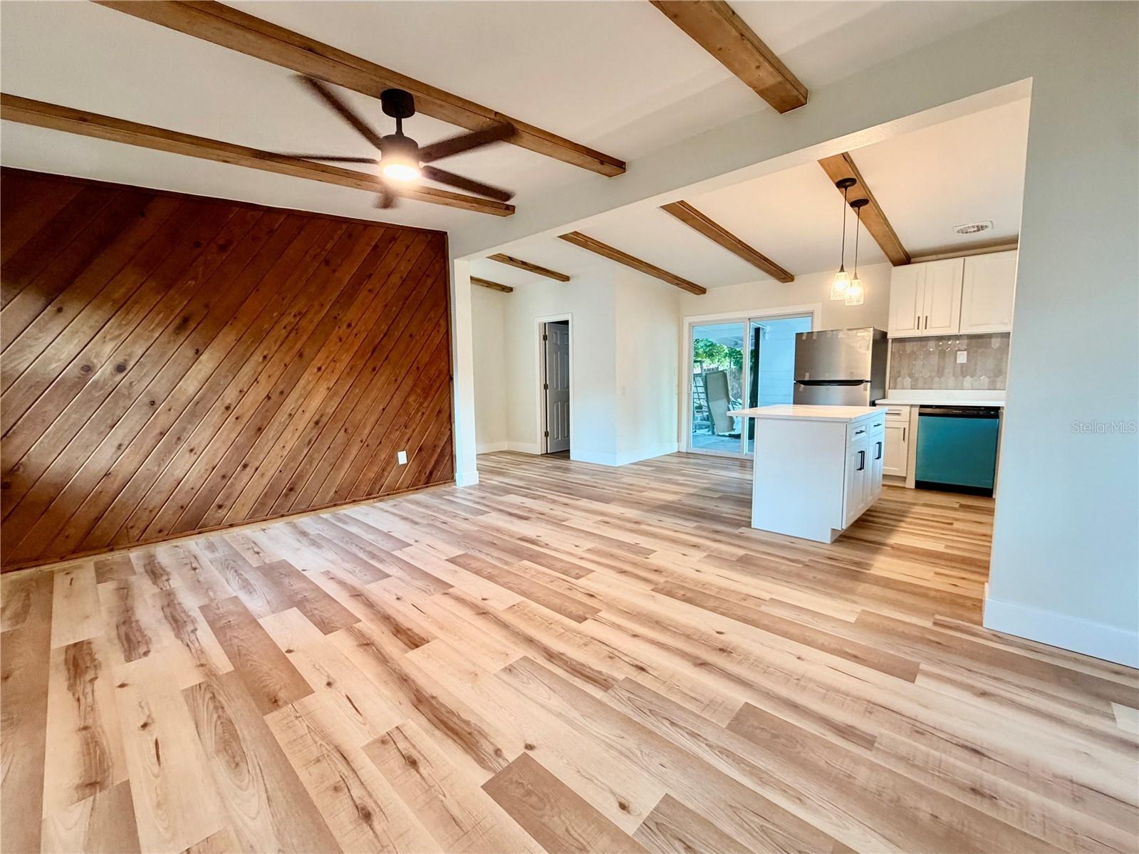 7117 15th Street N Saint Petersburg FL 33702 W7886021 image7