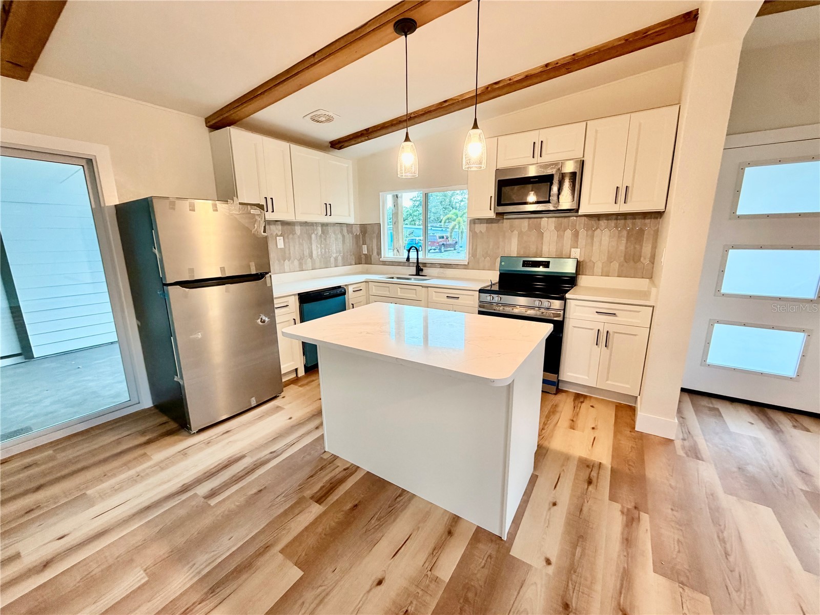 7117 15th Street N Saint Petersburg FL 33702 W7886021 image9