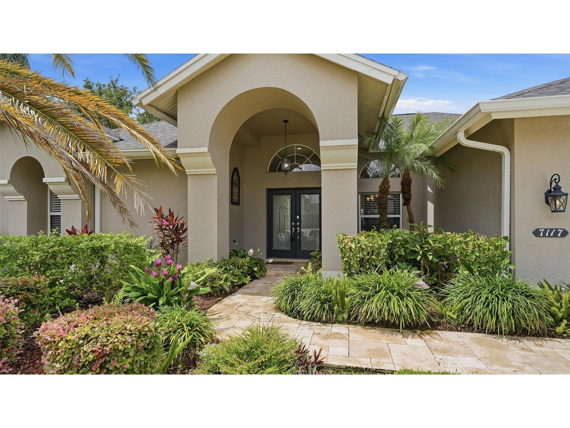 7117 Dornough Lane Bradenton FL 34202 A4694357 image1