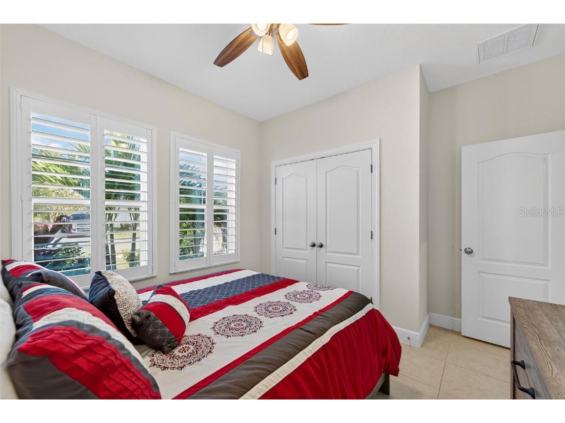 7117 Estero Court Apollo Beach FL 33572 TB8451705 image38