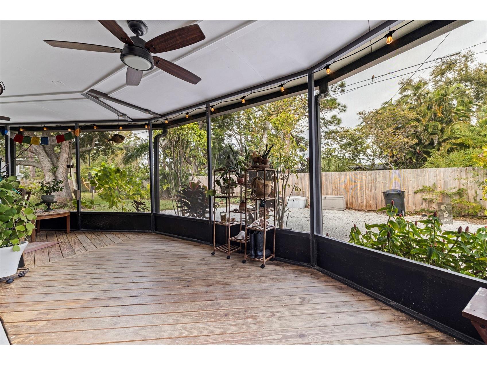 7117 Sunshine Drive S Saint Petersburg FL 33705 TB8467487 image15