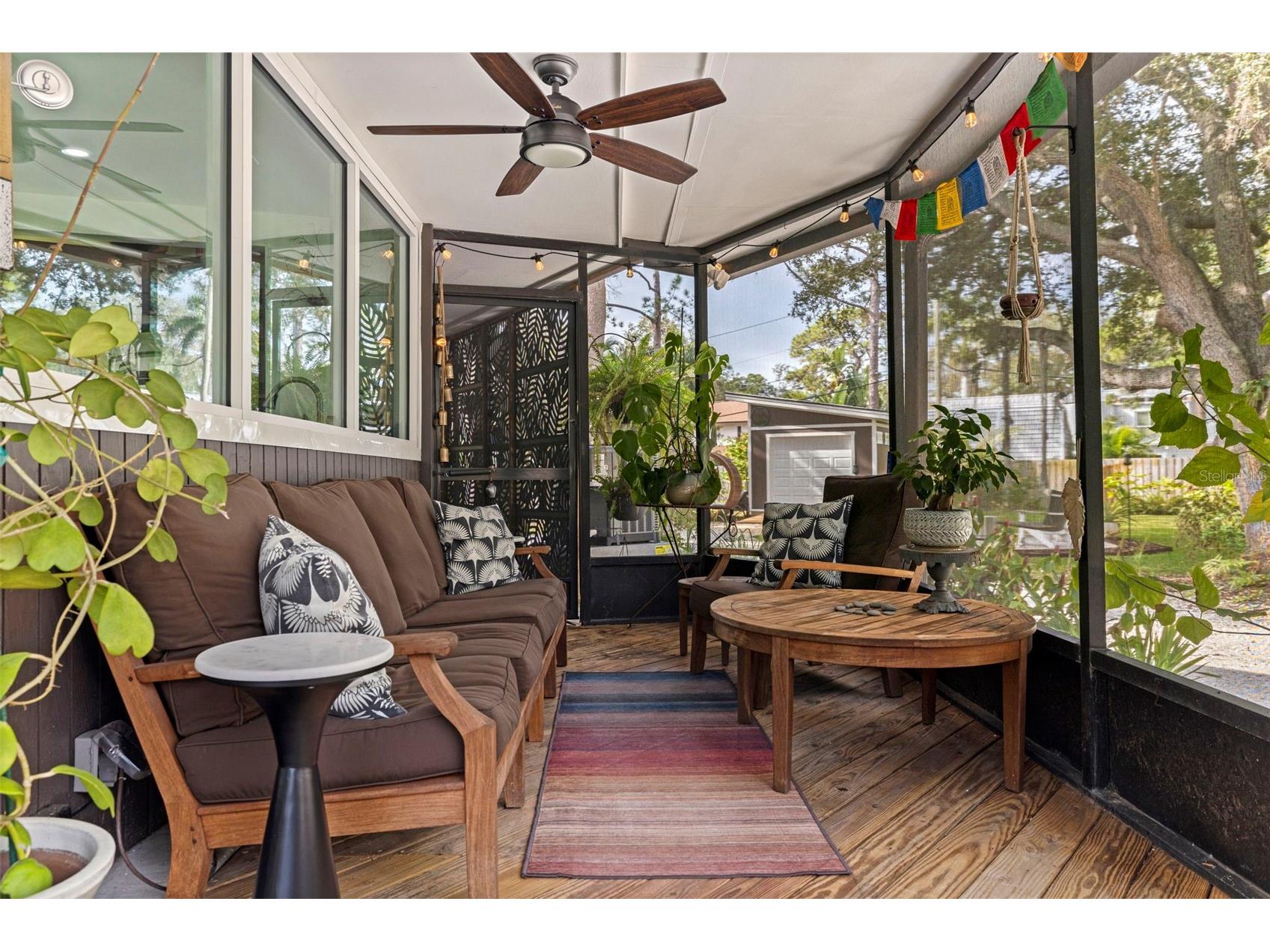 7117 Sunshine Drive S Saint Petersburg FL 33705 TB8467487 image16