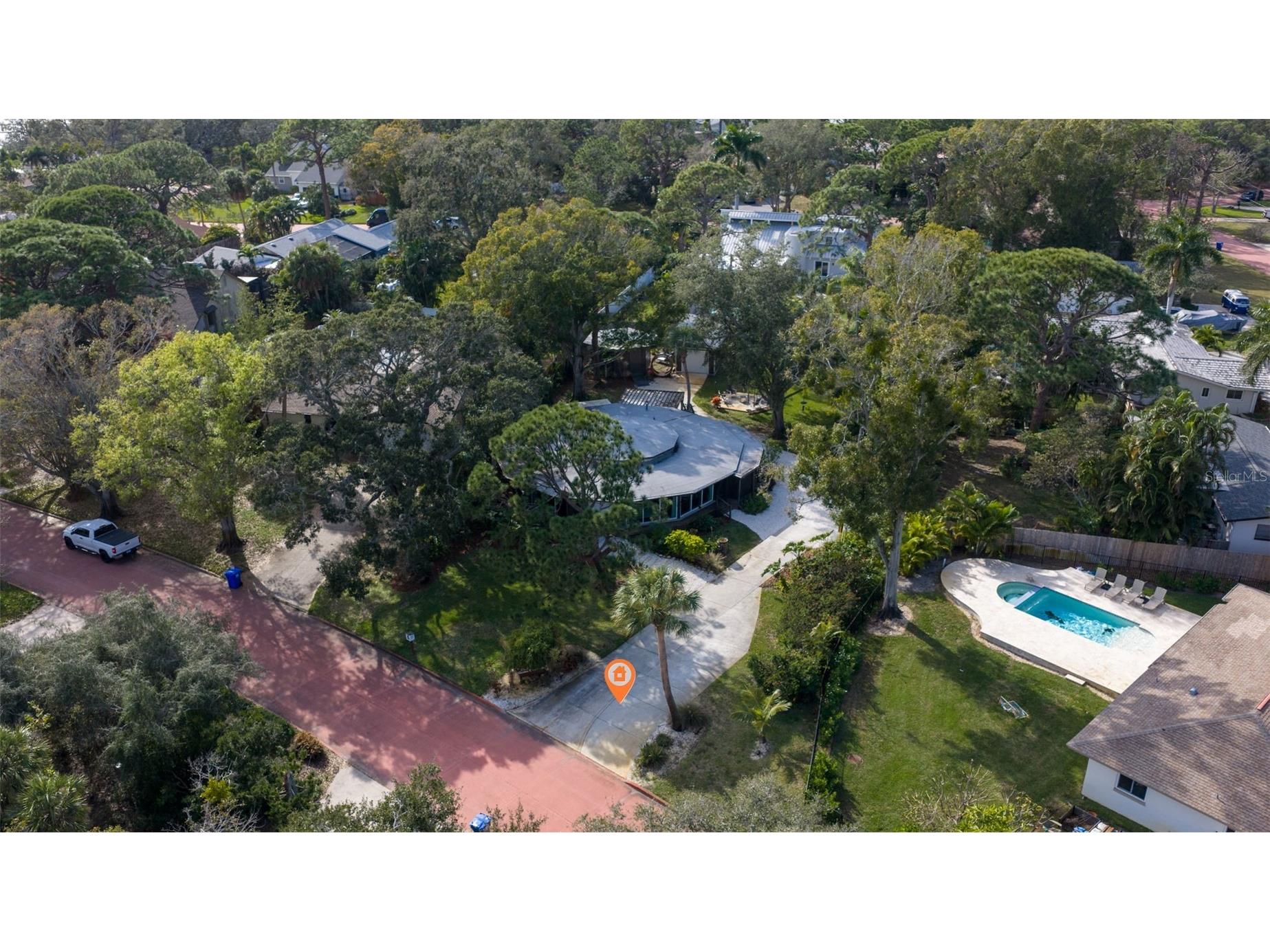 7117 Sunshine Drive S Saint Petersburg FL 33705 TB8467487 image39