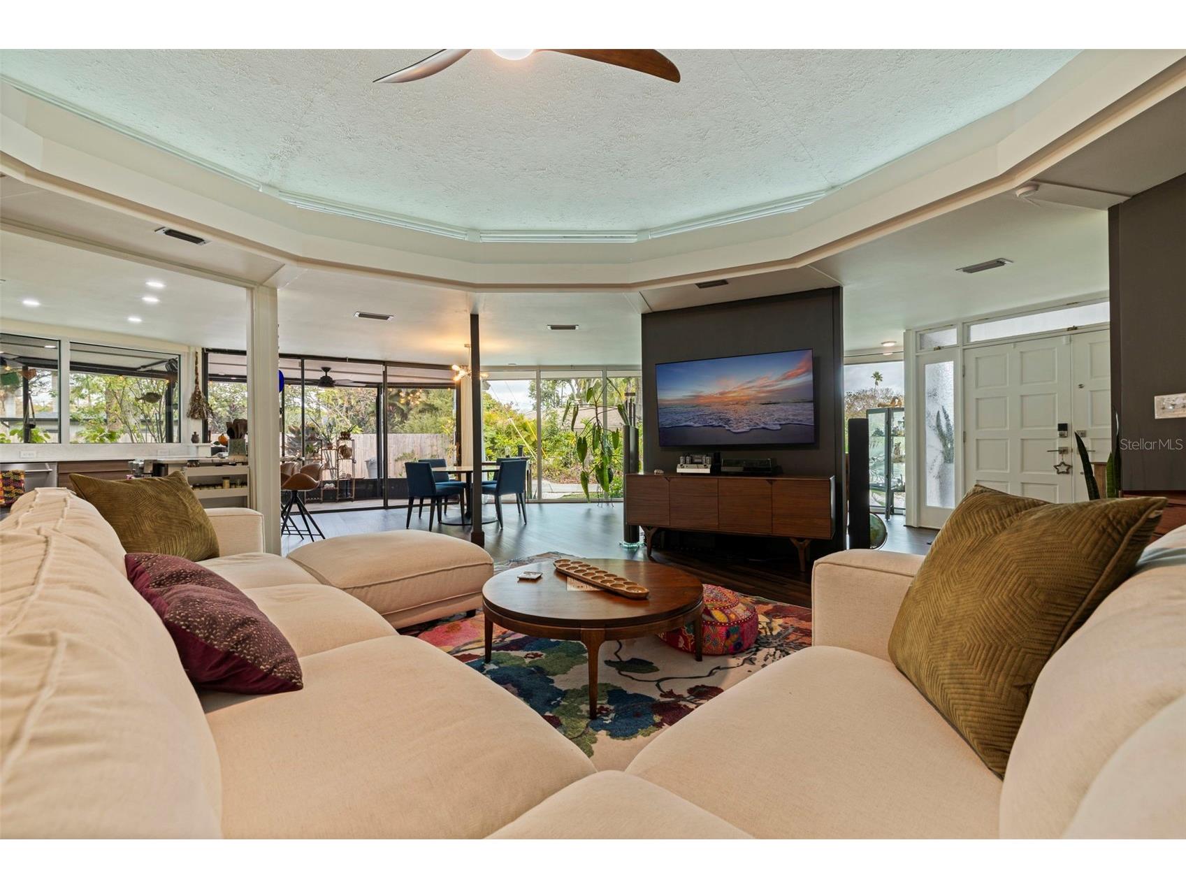7117 Sunshine Drive S Saint Petersburg FL 33705 TB8467487 image8