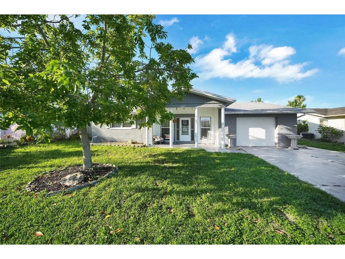 7118 Cherry Laurel Drive Port Richey FL 34668 W7876713 image1