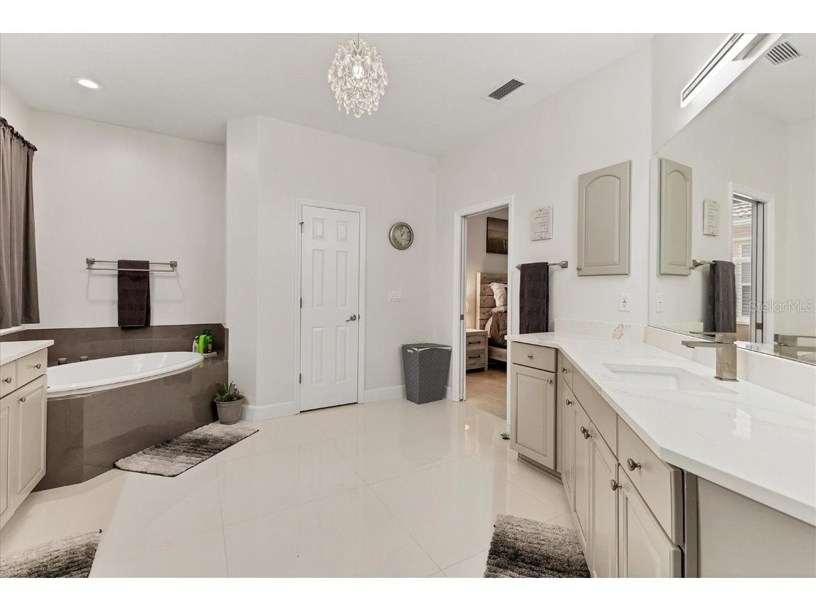 7119 67th Terrace E Bradenton FL 34203 A4655056 image28