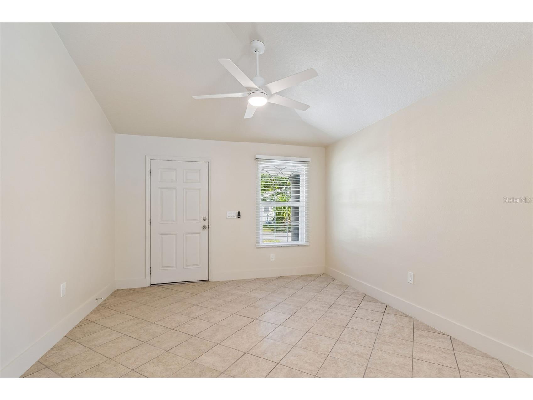 712 15th Avenue S Saint Petersburg FL 33701 TB8489083 image10