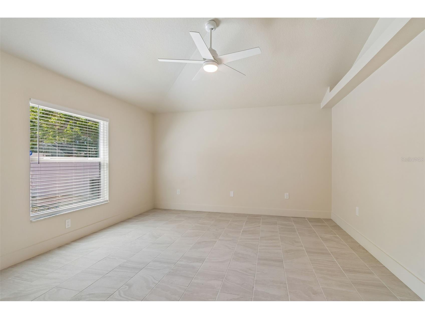 712 15th Avenue S Saint Petersburg FL 33701 TB8489083 image19