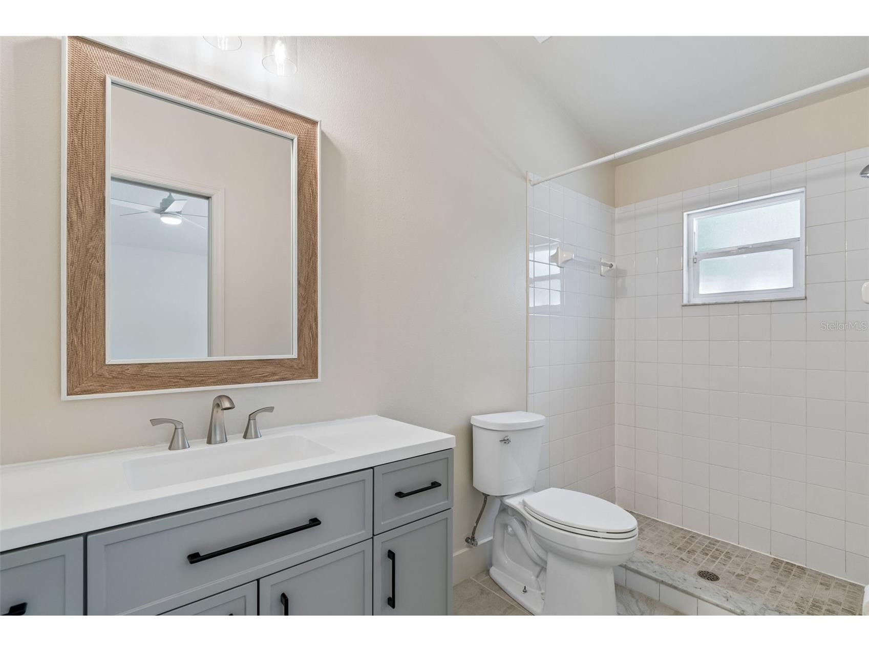 712 15th Avenue S Saint Petersburg FL 33701 TB8489083 image24