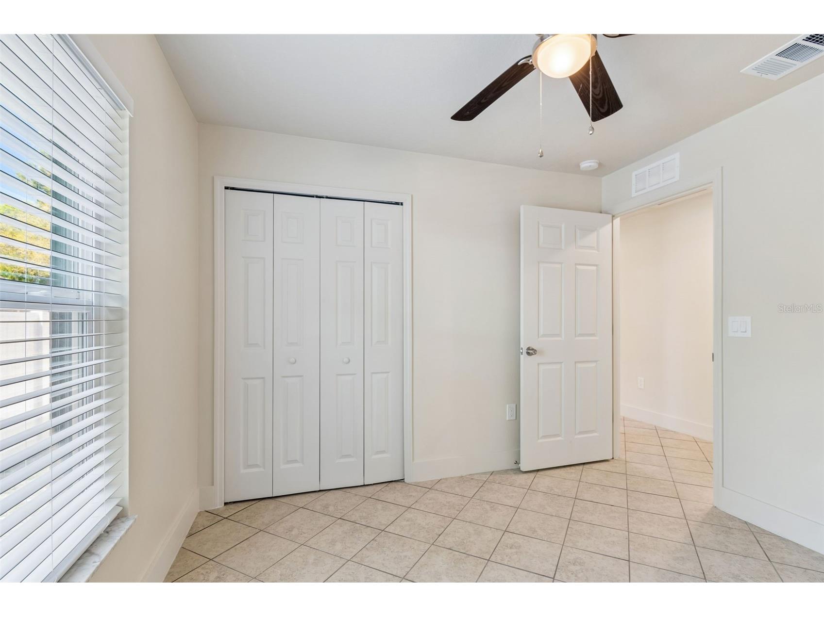 712 15th Avenue S Saint Petersburg FL 33701 TB8489083 image30