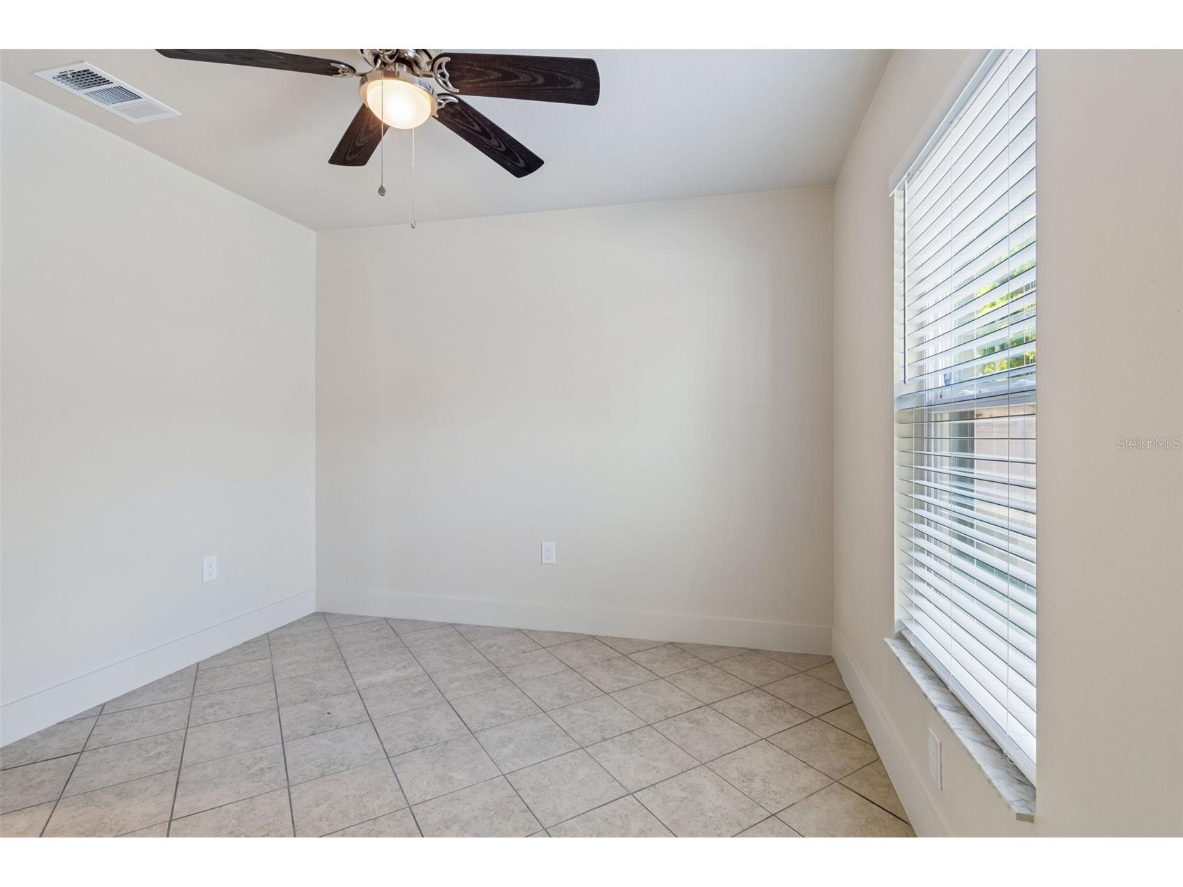 712 15th Avenue S Saint Petersburg FL 33701 TB8489083 image31