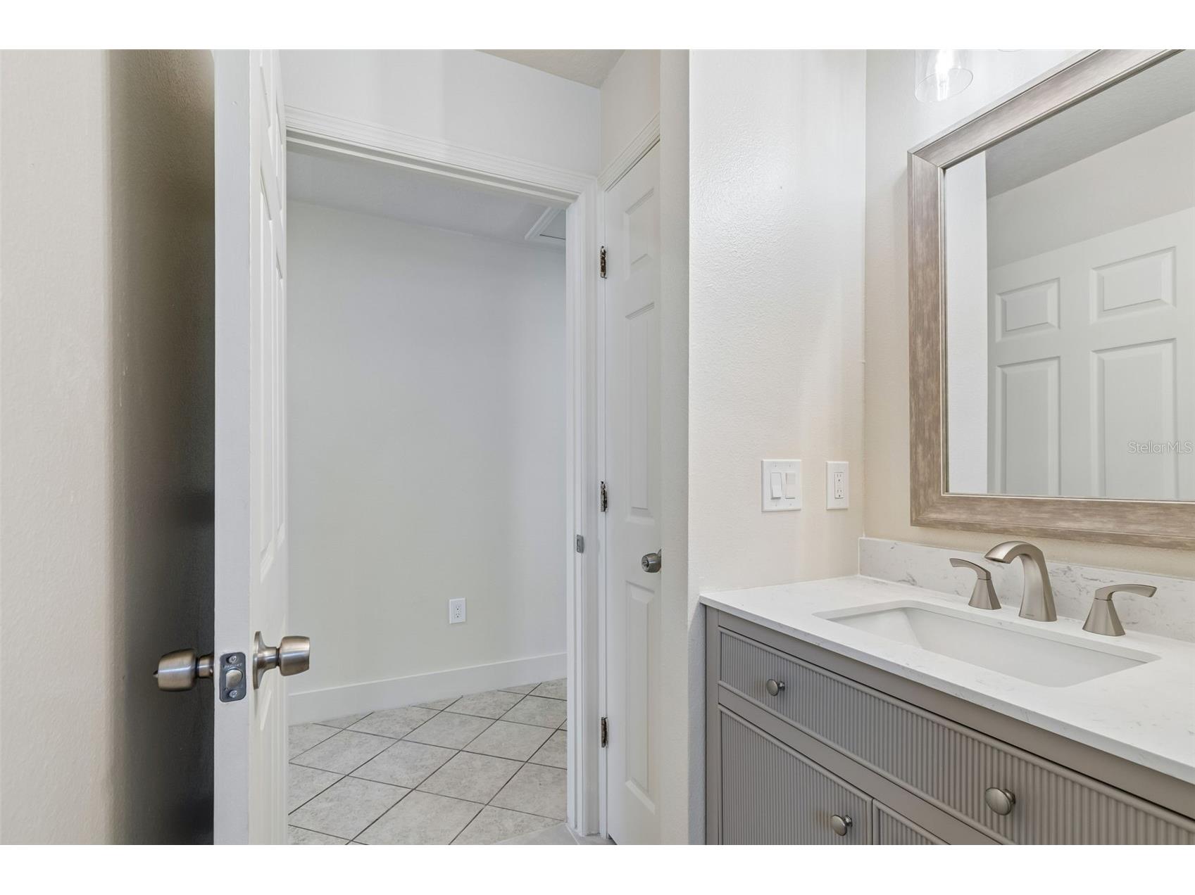 712 15th Avenue S Saint Petersburg FL 33701 TB8489083 image35