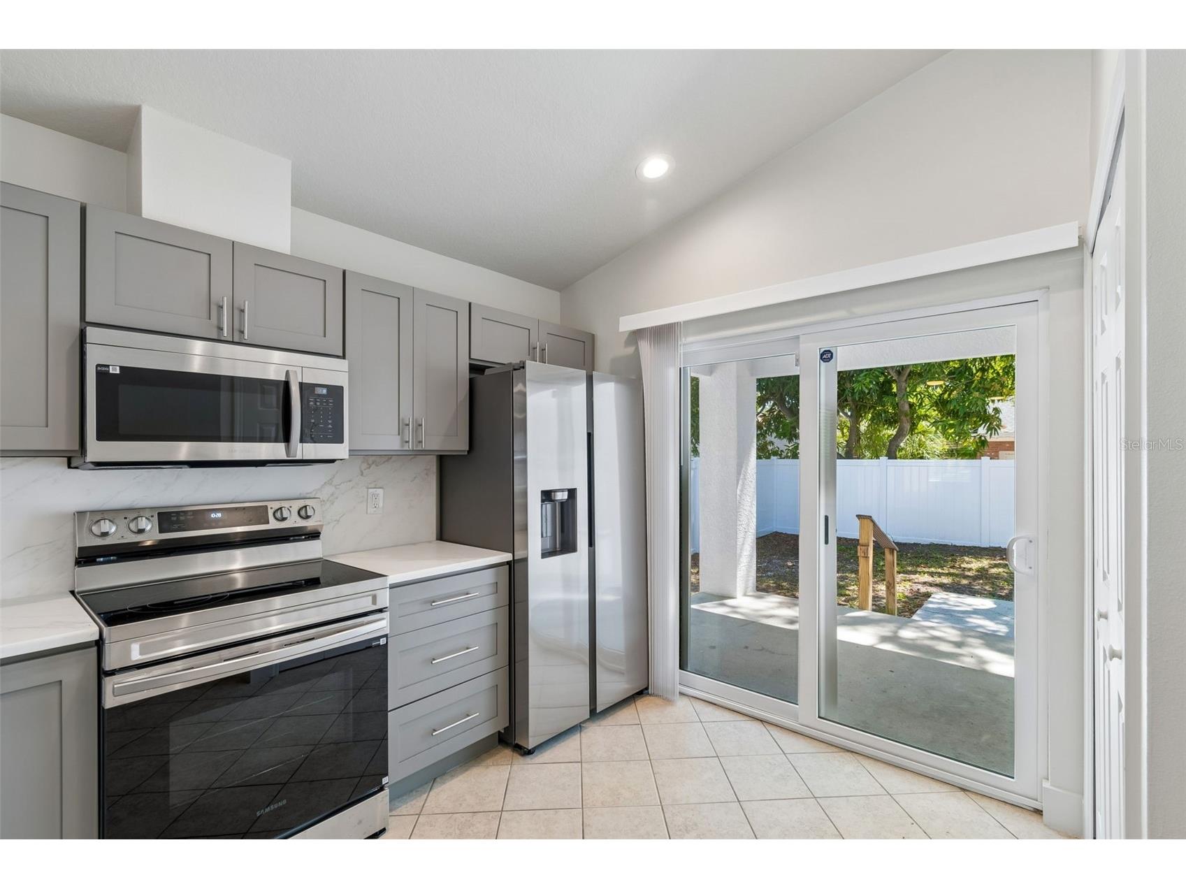 712 15th Avenue S Saint Petersburg FL 33701 TB8489083 image43