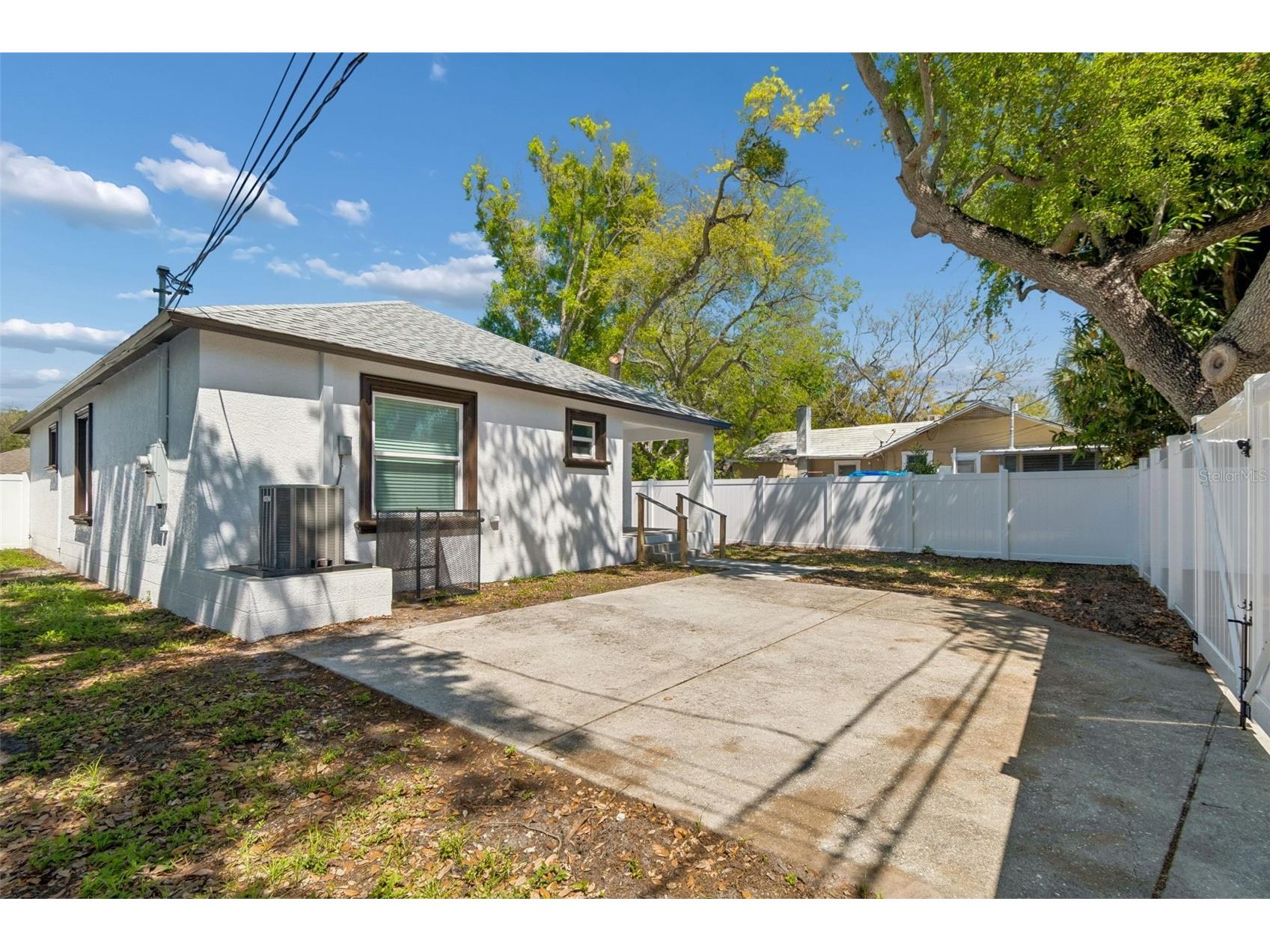 712 15th Avenue S Saint Petersburg FL 33701 TB8489083 image60