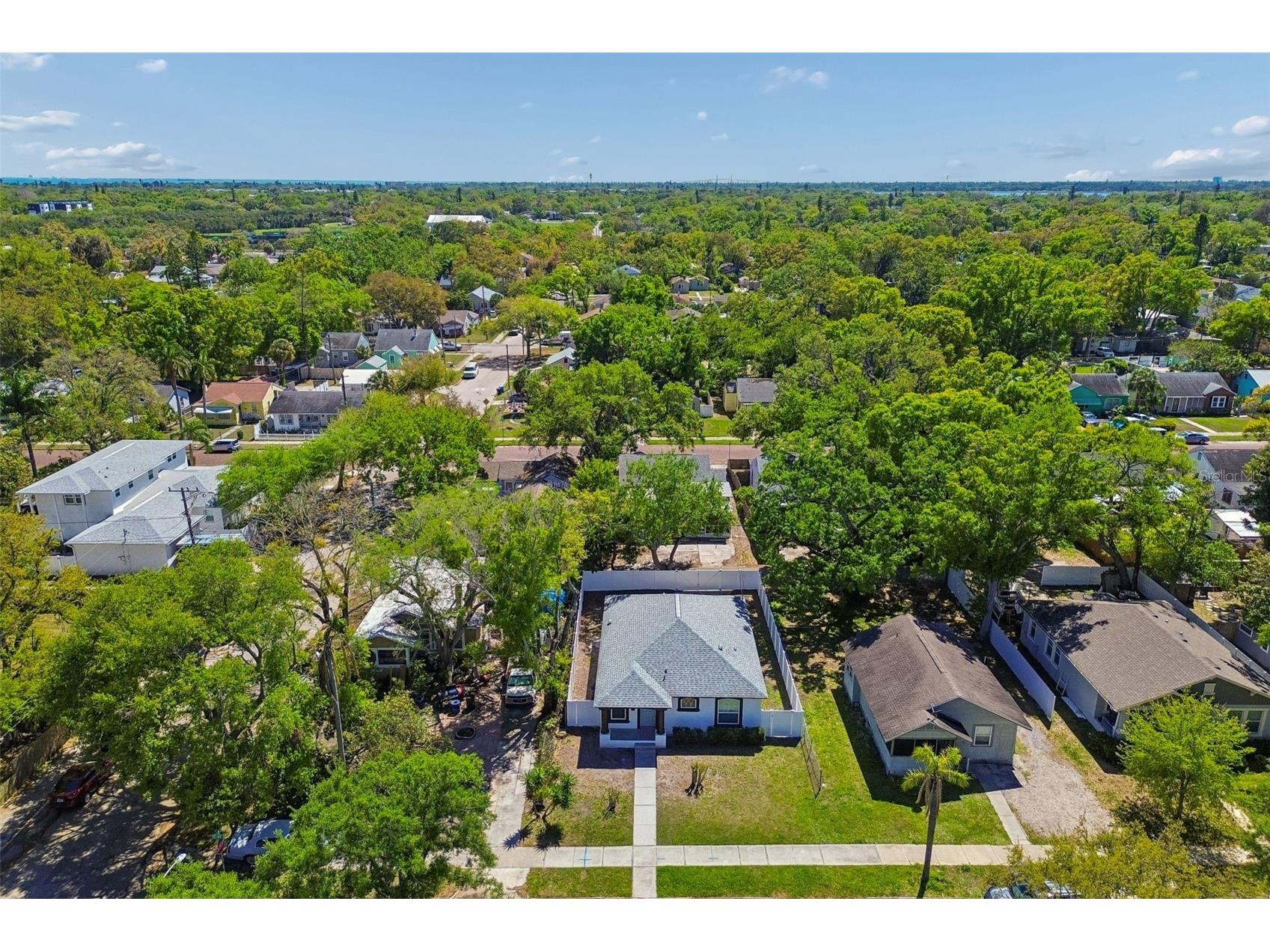 712 15th Avenue S Saint Petersburg FL 33701 TB8489083 image63