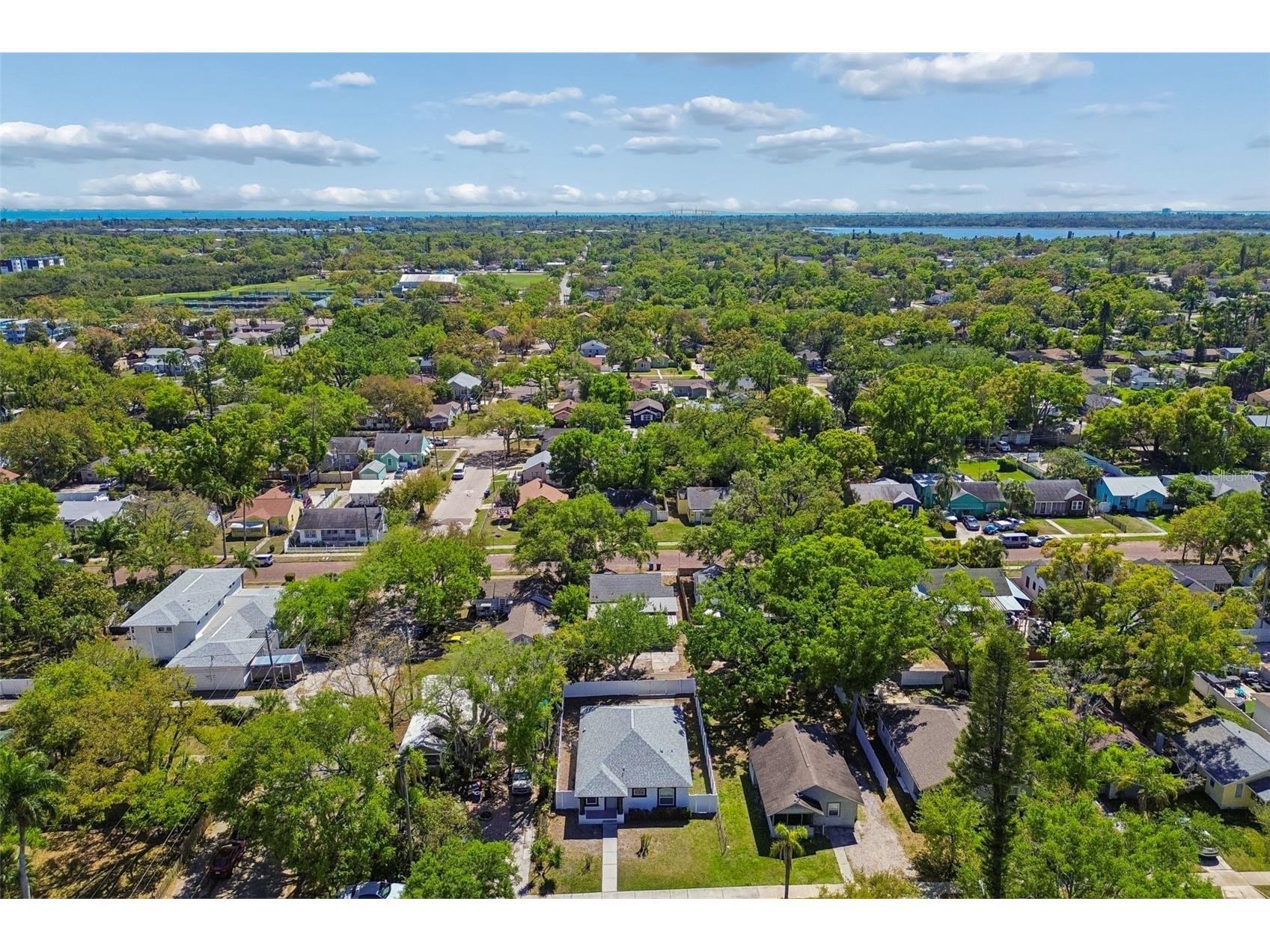 712 15th Avenue S Saint Petersburg FL 33701 TB8489083 image68