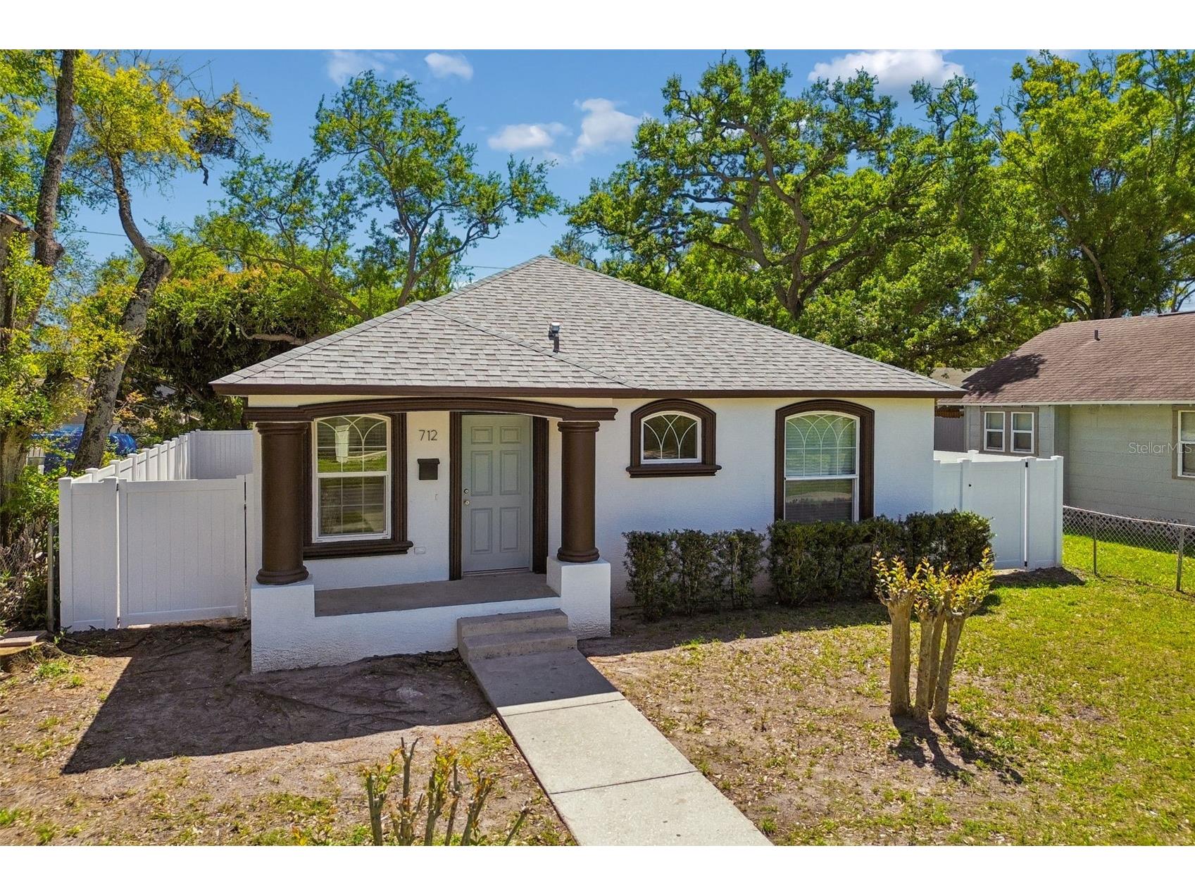 712 15th Avenue S Saint Petersburg FL 33701 TB8489083 image72