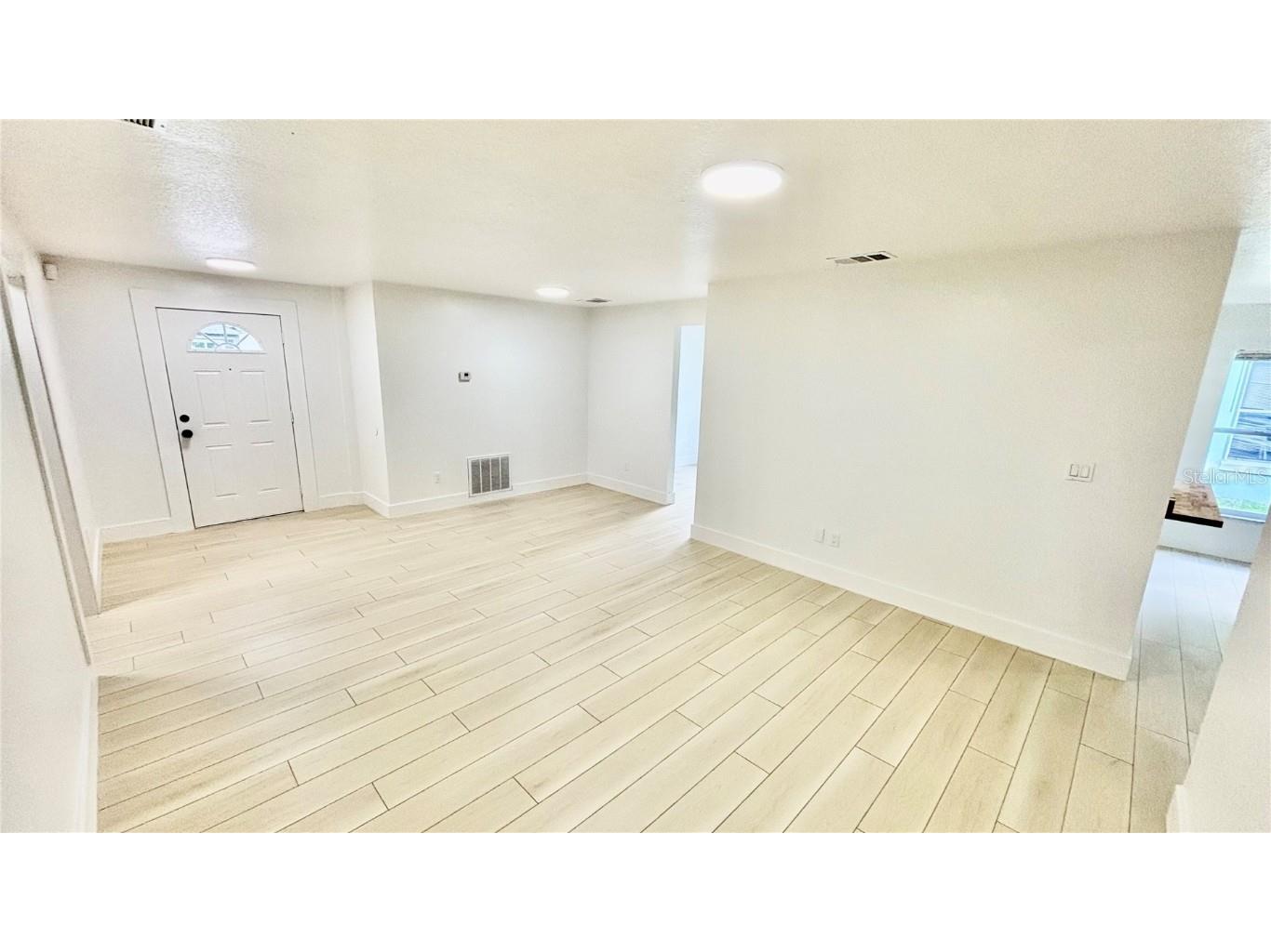 712 19th Street Orlando FL 32805 TB8436929 image16