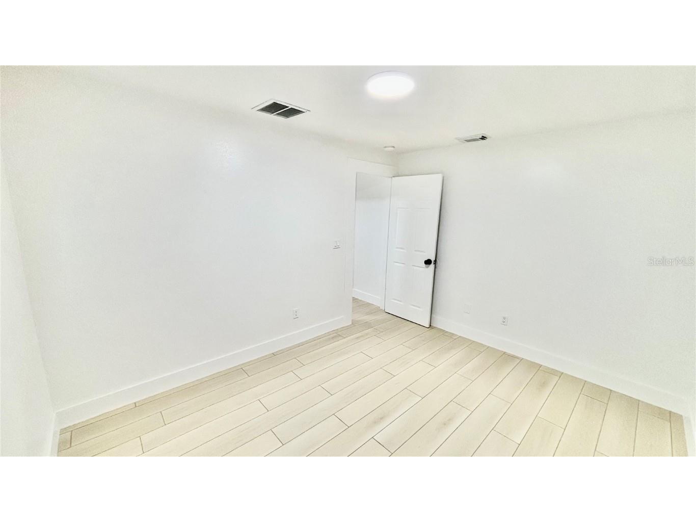 712 19th Street Orlando FL 32805 TB8436929 image24