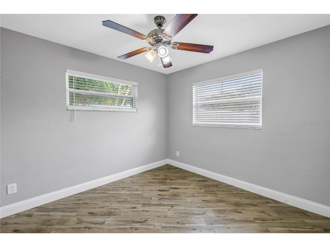 712 43rd Avenue N Saint Petersburg FL 33703 TB8368112 image10