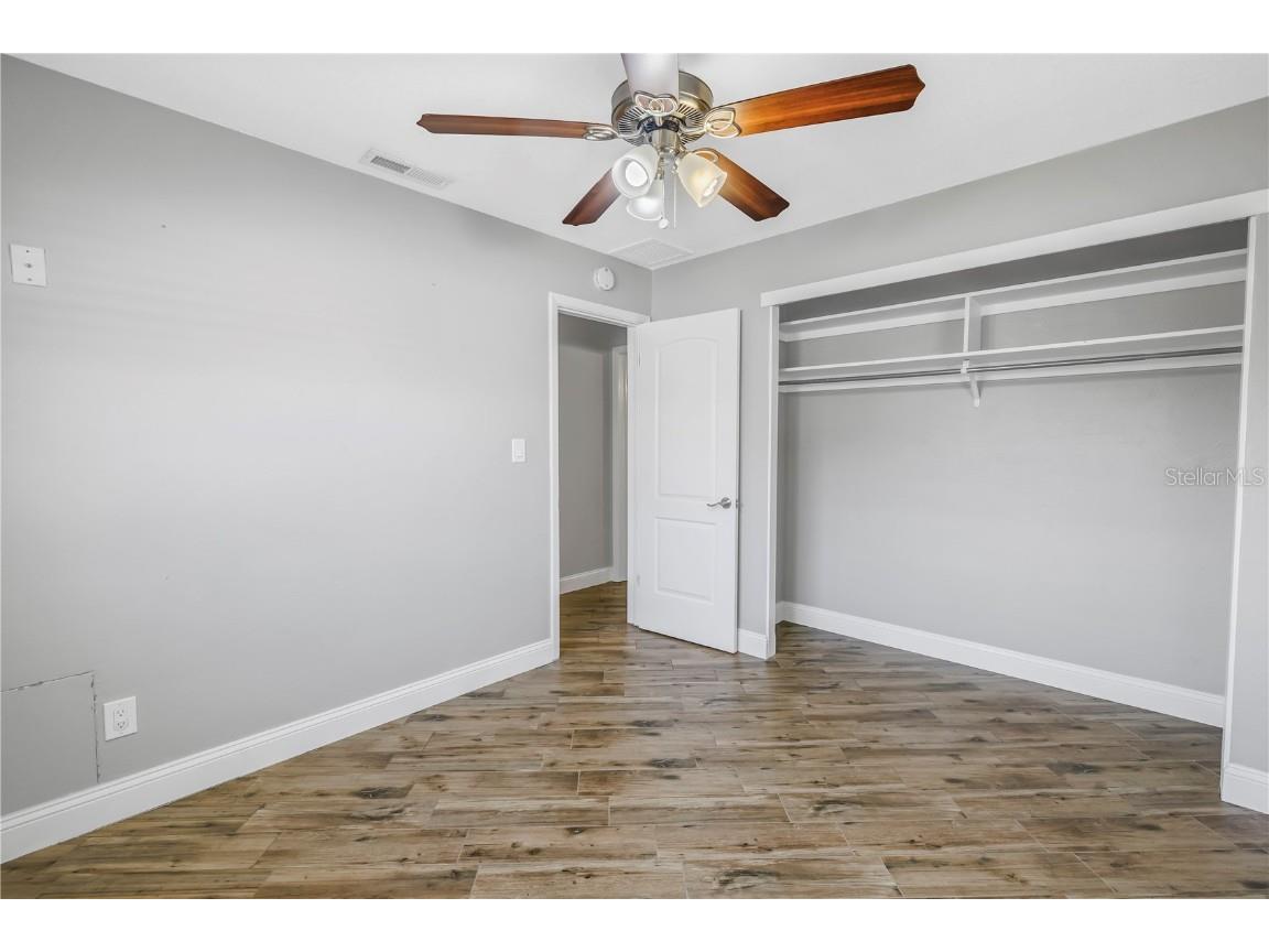 712 43rd Avenue N Saint Petersburg FL 33703 TB8368112 image11