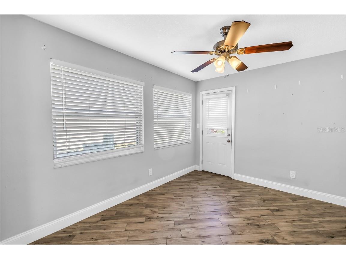 712 43rd Avenue N Saint Petersburg FL 33703 TB8368112 image14