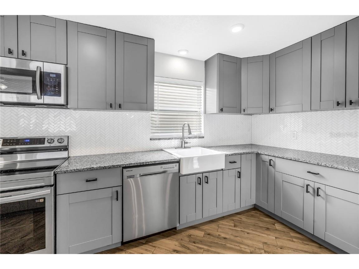 712 43rd Avenue N Saint Petersburg FL 33703 TB8368112 image16