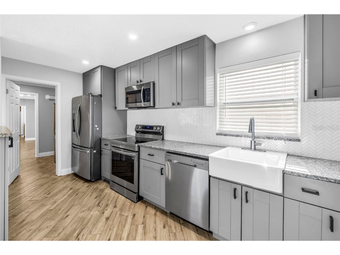 712 43rd Avenue N Saint Petersburg FL 33703 TB8368112 image17