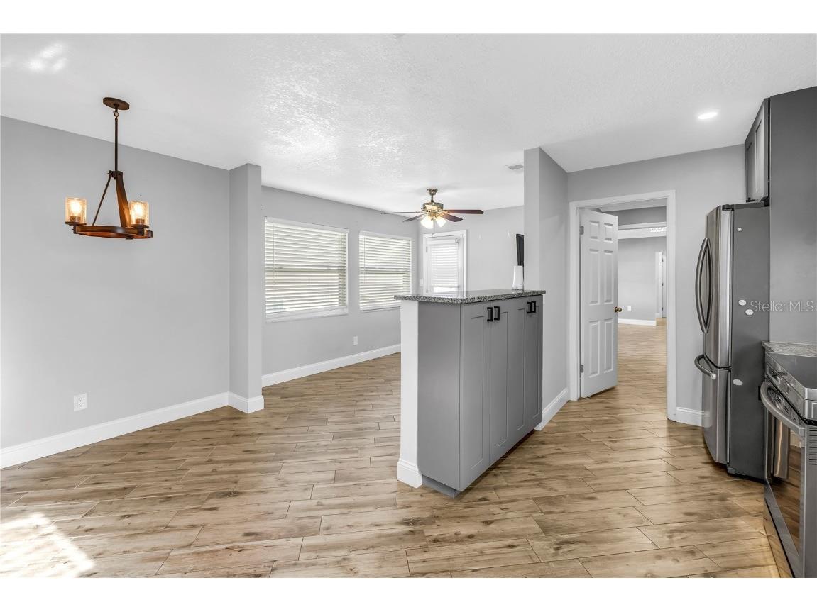 712 43rd Avenue N Saint Petersburg FL 33703 TB8368112 image18