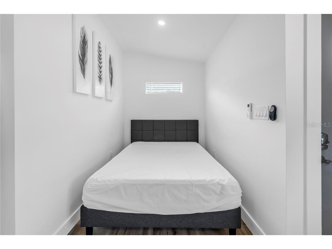 712 43rd Avenue N Saint Petersburg FL 33703 TB8368112 image37