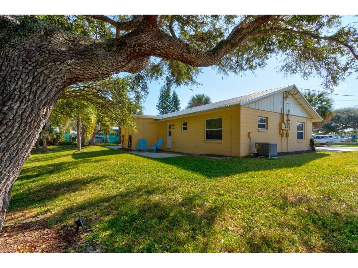 712-714 Oakwood Avenue New Smyrna Beach FL 32169 - ATLANTIC OCEAN INDIAN RIVER NS1086656 image4